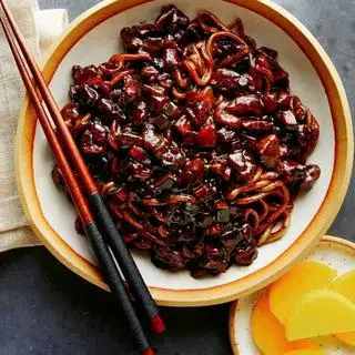 mỳ tương đen - 79.000 ₫ tại MUKJA - Đồ Ăn Hàn Quốc, Mỳ Cay & Café - Cửu Long