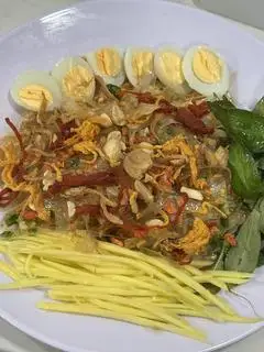 Bánh troáng trộn truyền thống  - 40.000 ₫ tại Pooh Béo Bánh Tráng Cuốn Chiên - Đỗ Thị Lời