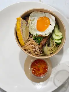 Hình ảnh Cơm tấm sườn bì la chả 