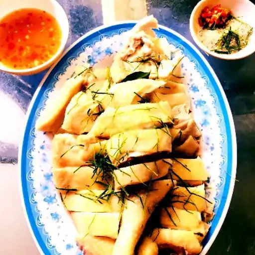 Nửa con gà ta chặt lá chanh(Không cháo +gỏi) - 175.000 ₫ tại Gà Ta Sơn Ca - Gà Cúng, Gỏi, Cơm & Cháo