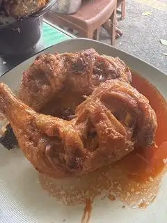 Hình ảnh Đùi gà thêm