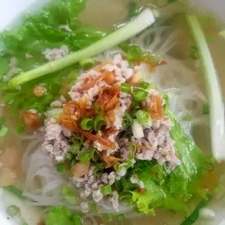 Hủ tiếu mì thịt bằm - 36.000 ₫ tại Hủ Tiếu Mì 102A - Bò Kho & Bún Bò - Đường 100 Bình Thới