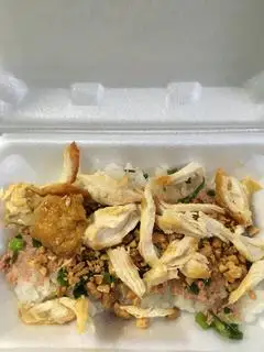 Xôi gà lớn - 30.000 ₫ tại Xôi & Bánh Mì 51A
