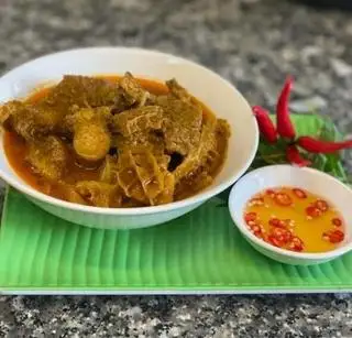 Hình ảnh Phá Lấu Bò- Không Bánh Mì 