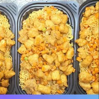 Hình ảnh Mỳ trộn gà giòn