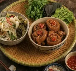 Hình ảnh Chân Giò Kho Tàu Rim Nước Dừa ( Không Cơm )