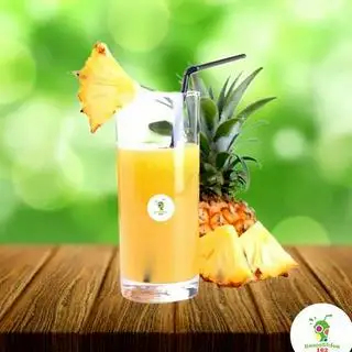 Nước ép thơm - 30.000 ₫ tại Sinh Tố 102 - Chiến Thắng
