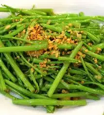 chiên mắm tỏi cá viên - 7.000 ₫ tại Nhà Cáo - Cá Viên Chiên & Trà Sữa - Hồ Học Lãm