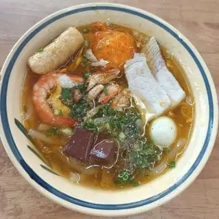 Bánh canh cua đầy đủ - 62.000 ₫ tại Bánh Canh Cua Jangji - Trần Phú