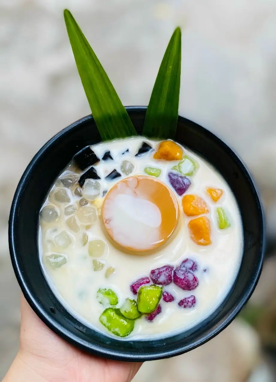 Tàu Hũ Full Topping - 55.000 ₫ tại Chè Bưởi & Tàu Hũ Quỳnh Linh Food - Hiệp Bình