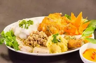 Bánh đúc - 37.000 ₫ tại Bánh Cuốn Hà - Bùi Văn Thêm