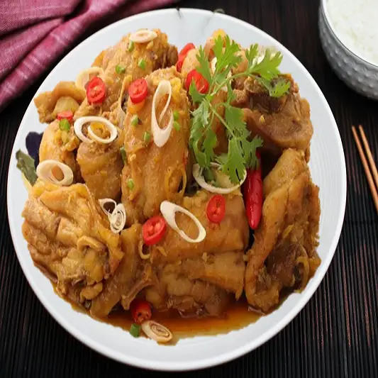 Cơm Gà Kho Sả Ớt - 65.000 ₫ tại Cơm Văn Phòng - Cơm Bắc - Trường Chinh