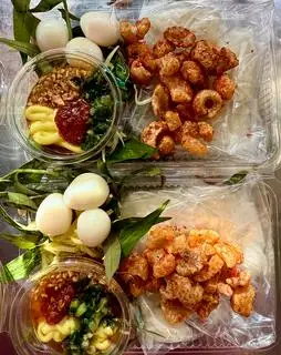 Hình ảnh Chấm sốt me bơ
