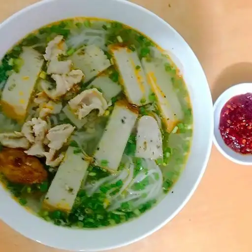 Bún chả cá - 49.000 ₫ tại Cô Sáu - Bánh Canh Bột Mì & Bánh Cuốn Bình Định -  Dương Quảng Hàm