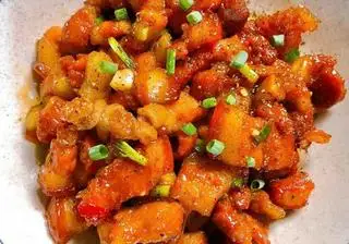 Cơm thịt kho tiêu - 50.000 ₫ tại Cơm Văn Phòng - Chiến Lược