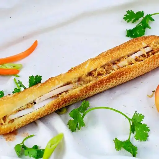 Bánh mì que patê - chà bông - chả lụa  - 22.000 ₫ tại Bánh Mì Patê Gia Lai Benri Bread - Hoàng Hoa Thám