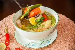 Canh chua nam bộ chay - 69.000 ₫ tại Nhà Hàng Chay Hồ Lô Gia - Phạm Văn Chí