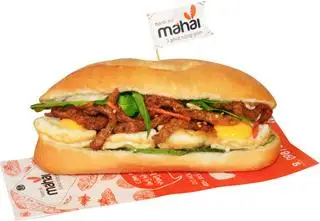 Bánh Mì Chả Cá Má Hải + 1 Trứng Ốp La - 35.000 ₫ tại Bánh Mì Chả Cá Má Hải & Cà Phê - Nguyễn Thị Thập