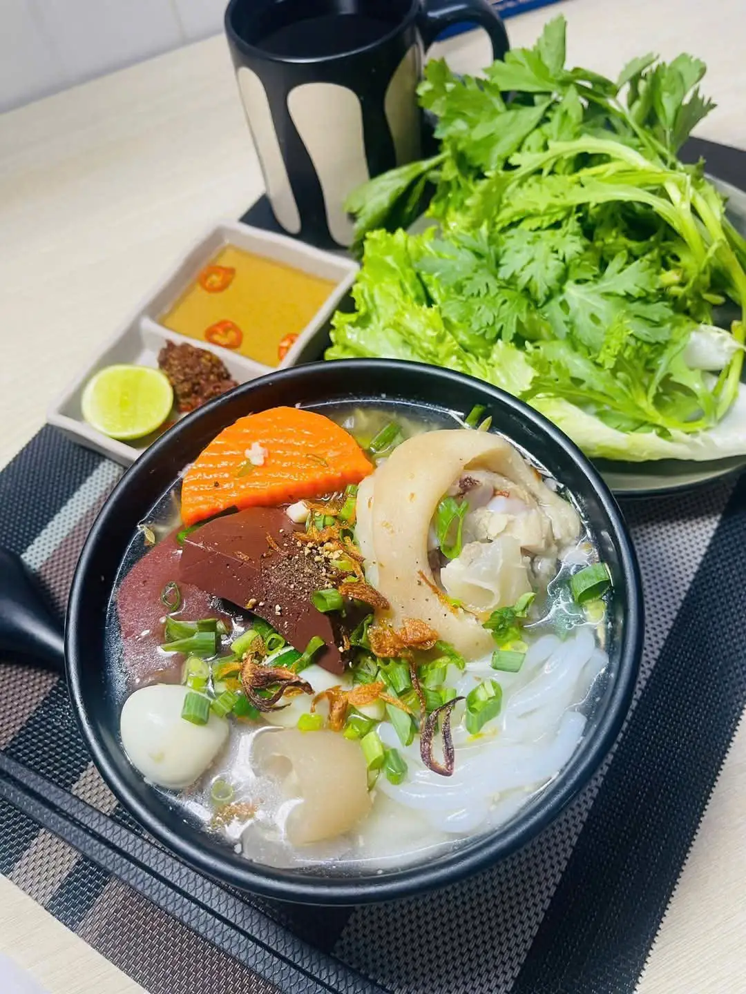 Bánh Canh Giò - 52.250 ₫ tại Hủ Tiếu 3 Tàu - Chung Cư Tôn Thất Thuyết