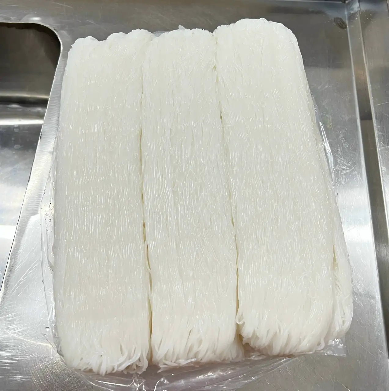 Hình ảnh BÚN LÁ THÊM