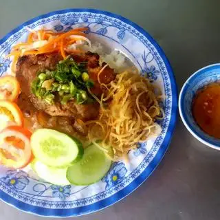Hình ảnh Cơm tấm sườn bì