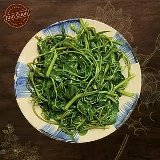 Rau muống luộc + Nước dầm sấu - 172.000 ₫ tại Ann Quán - Ngô Đức Kế