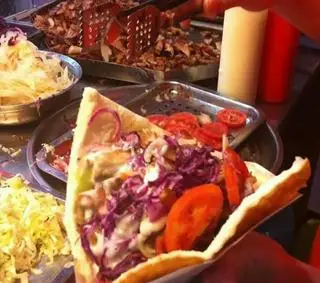 Hình ảnh bánh mì kẹp thịt 
