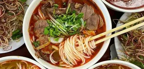 Hình ảnh Bún Bò Huế Bến Ngự