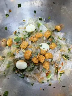 Hình ảnh Bánh tráng mỡ hành tóp mỡ
