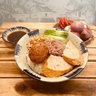 Xôi chả - trứng - pate - 49.000 ₫ tại Xôi Thịt Phố Cổ - Nguyễn Công Trứ