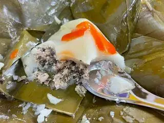 Hình ảnh Bánh giò size M 