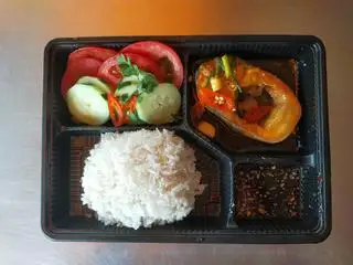 Hình ảnh Cơm cá hú kho