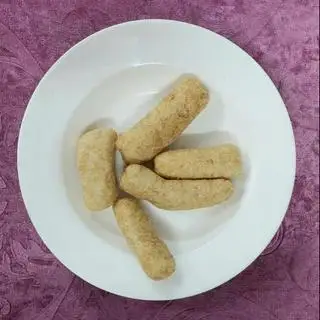 Bánh nổi - 6.000 ₫ tại Bánh Canh Cua Út Trang 3 - Đường Số 10