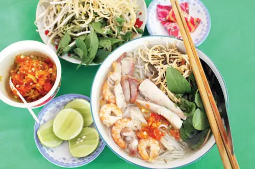 bún nước lèo. chính góc sóc trăng - 87.000 ₫ tại Bún Mắm, Bún Thái & Bún Nước Lèo - Lê Văn Lương