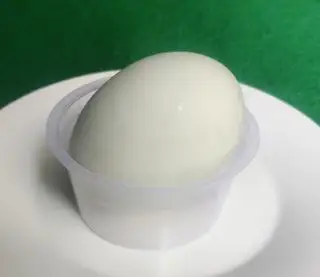 Trứng vịt muối (1 trứng cắt sẵn làm đôi) - 15.000 ₫ tại Cháo Trắng Lá Dứa - Huỳnh Tấn Phát
