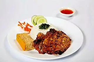 Hình ảnh Cơm Sườn Chả