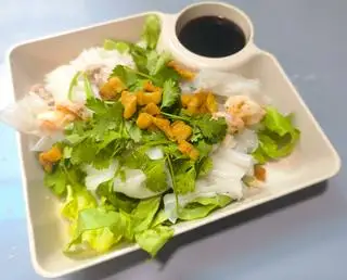 Bánh cuốn thập cẩm - 72.000 ₫ tại Bánh Cuốn Quảng Đông 香满亭 Xiangmanting - Ngô Quyền