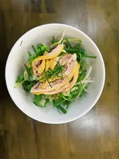 Hình ảnh Mì gà đùi