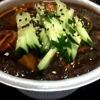 Hình ảnh Mỳ Hàn Rau Củ Sốt Tương Đen