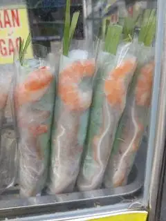 Hình ảnh gỏi Cuốn tôm tai