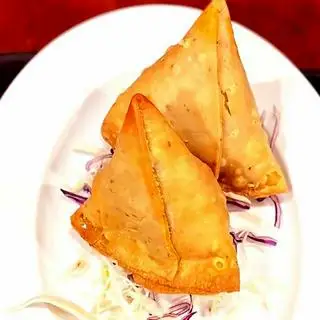 Vegetable Samosa ( Bánh gối rau củ) 2pcs - 65.000 ₫ tại Sher E Punjab Cuisine - Nhà Hàng Ấn Độ - Nam Kỳ Khởi Nghĩa