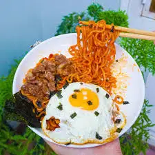 Mì siêu cay trứng chiên - 39.000 ₫ tại Quán Ăn Bà Hoàng
