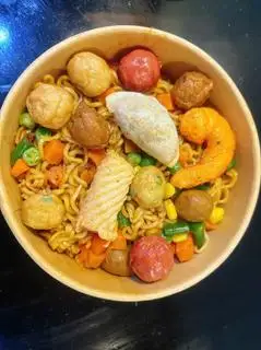 Hình ảnh Mỳ trộn đầy đủ nhiều mỳ