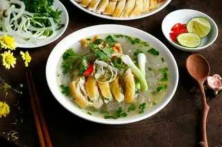 MIẾN GÀ - 52.000 ₫ tại Cháo Gỏi & Bún Miến Măng Gà Vịt Cô Hằng - Trần Phú