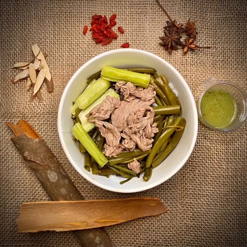 Bún thái bò tái - 60.000 ₫ tại Bún Thái Lý Sơn - Trần Xuân Soạn