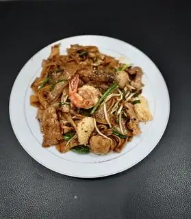 Hủ tiếu áp chảo thập cẩm - 79.000 ₫ tại Cơm Gà, Mì Xào & Hủ Tiếu Xào Bảo Châu Ký - Phạm Văn Đồng