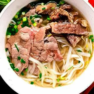 Hình ảnh Phở tái chín