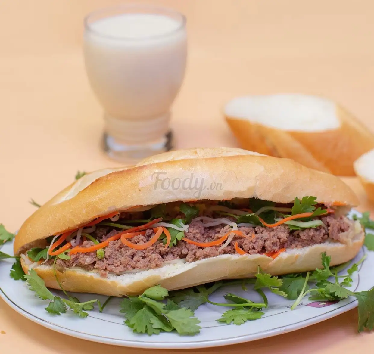 Hình ảnh Bánh mì pate