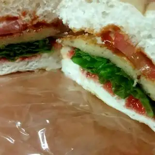 Hamburger tôm - 35.000 ₫ tại A Tèo - Hamburger & Sandwich - Bành Văn Trân