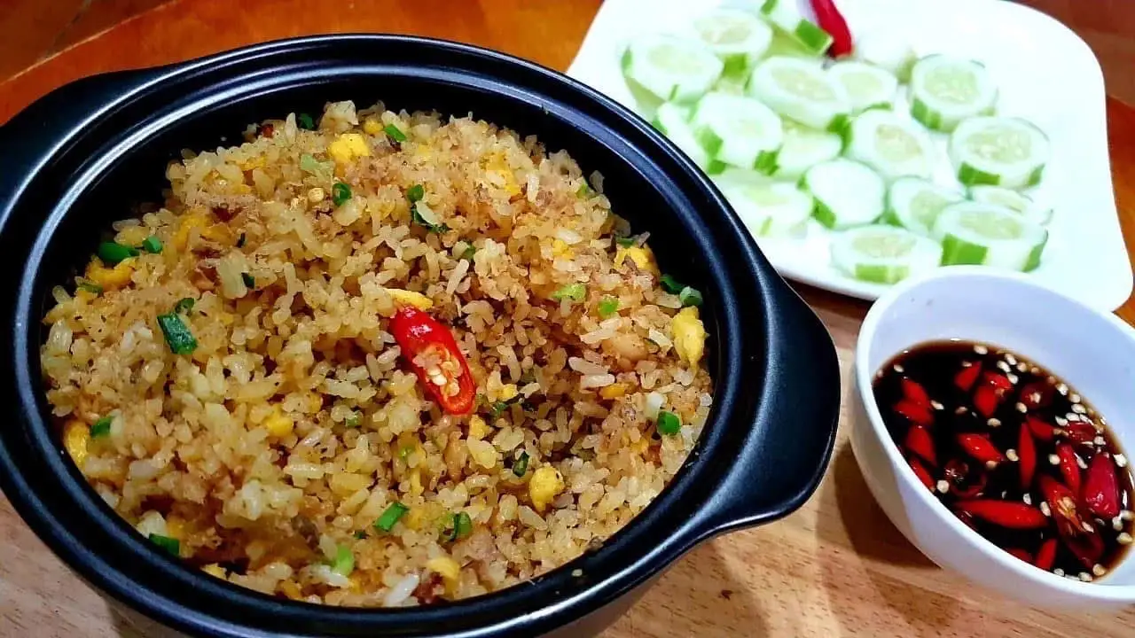 Cơm chiên cá mặn chay ( chỉ bán sau 14g) - 51.000 ₫ tại Quán Chay Phước Duyên - Bún Bò Huế Chay - Thành Thái